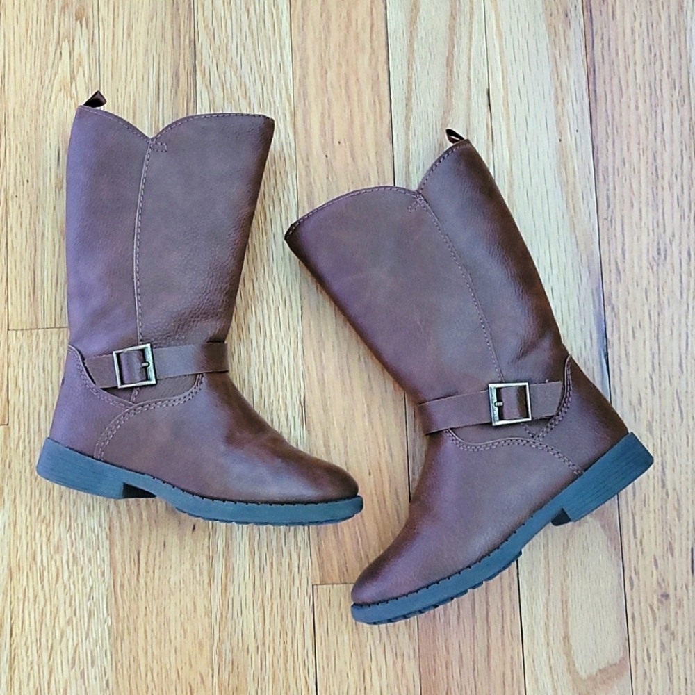 Oshkosh B'gash Boots size 9 kids